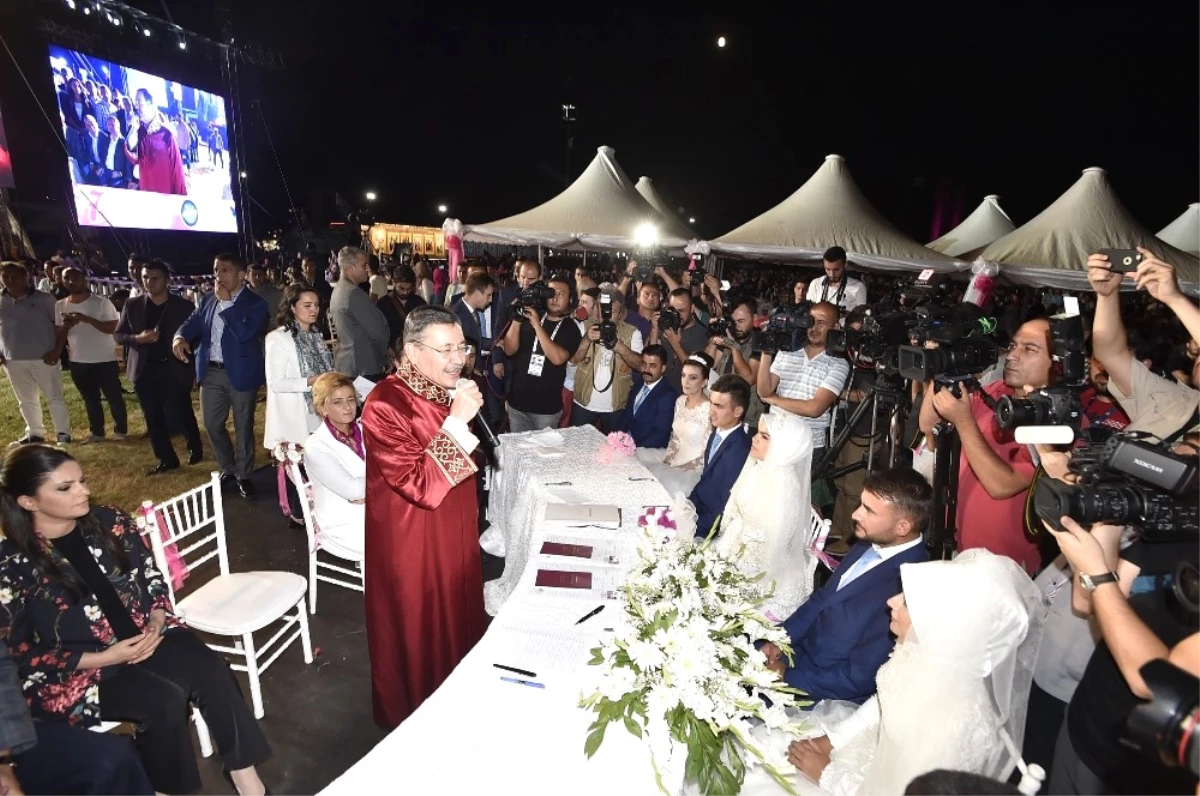 Büyük Ankara Festivali Toplu Nikah Şöleni ile Sona Erdi