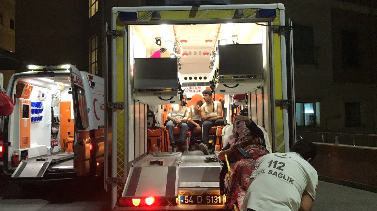 Düğün Konvoyundan Açılan Ateş Sonucu 7 Kişi Yaralandı