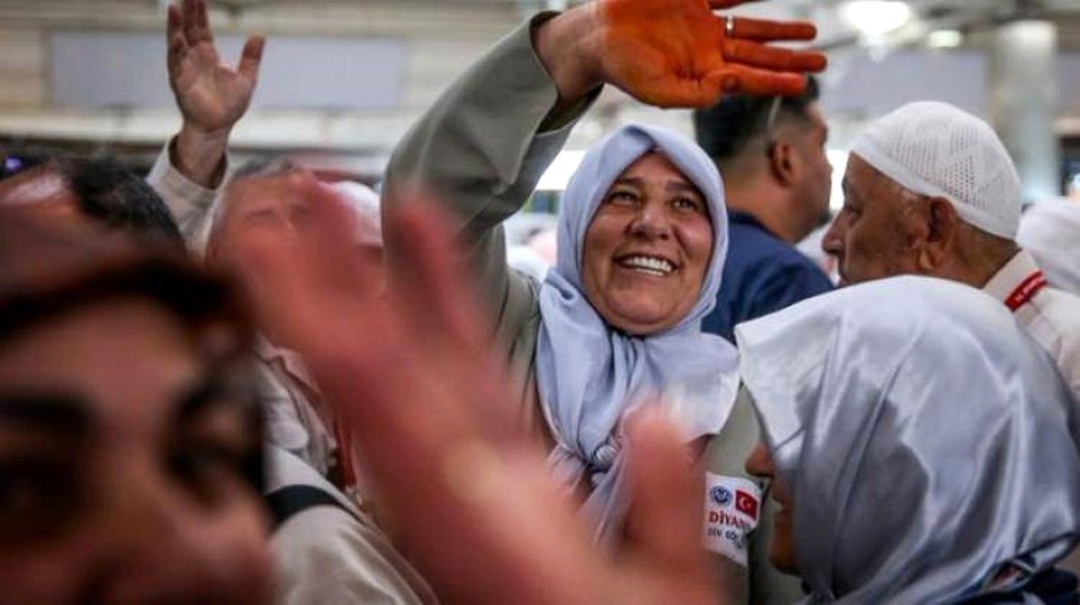 Hacı Adayları Uğurlanıyor