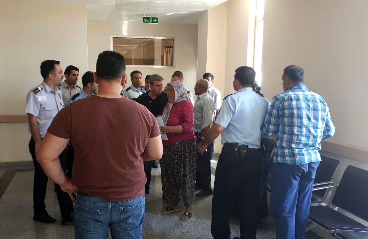 Köyde Başlayan Kavga Acil Serviste Devam Etti: 8 Yaralı, 10 Gözaltı