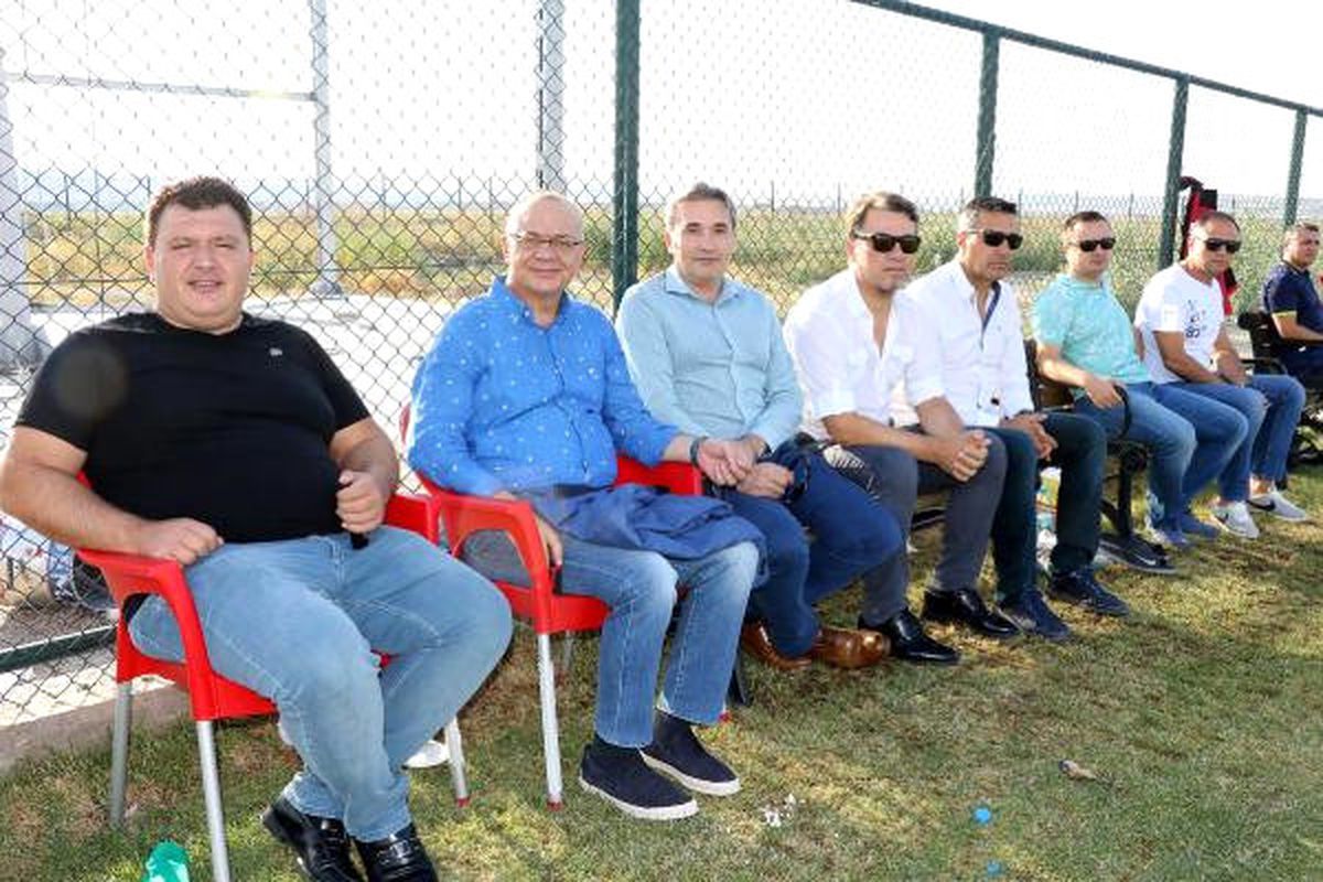Manisa Büyükşehir Belediye Başkanı Ergün: Manisaspor\'a Siyaset Bulaştırdılar