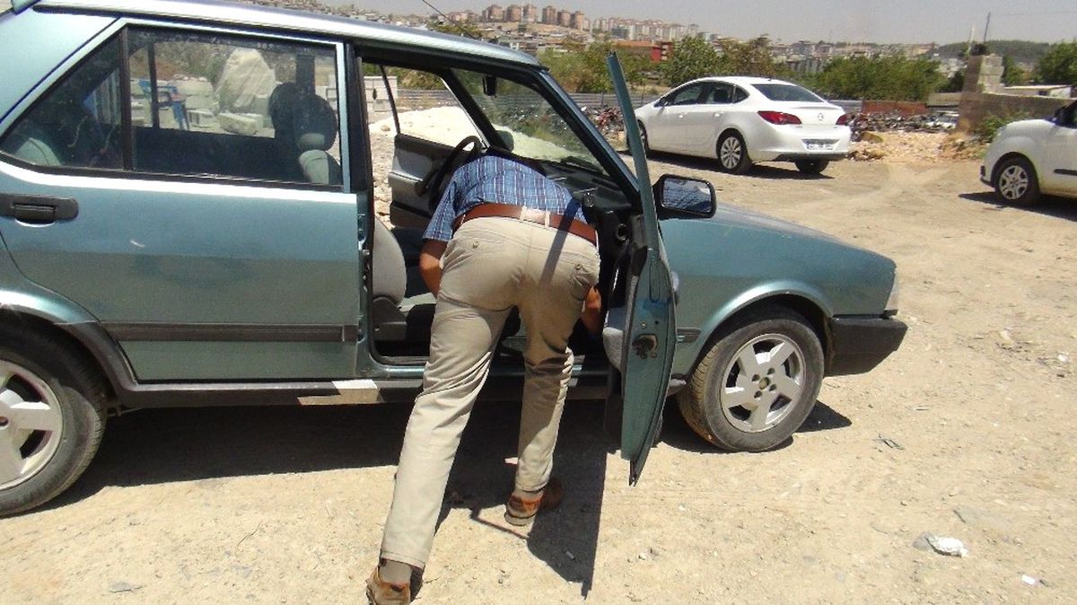 Oto Hırsızı Kovalamaca Sonucunda Yakalandı