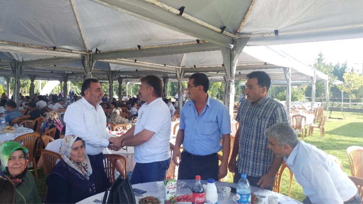 Öz Taşıma İş Sendikası Kayseri\'deki Üyeleriyle Piknikte Bir Araya Geldi