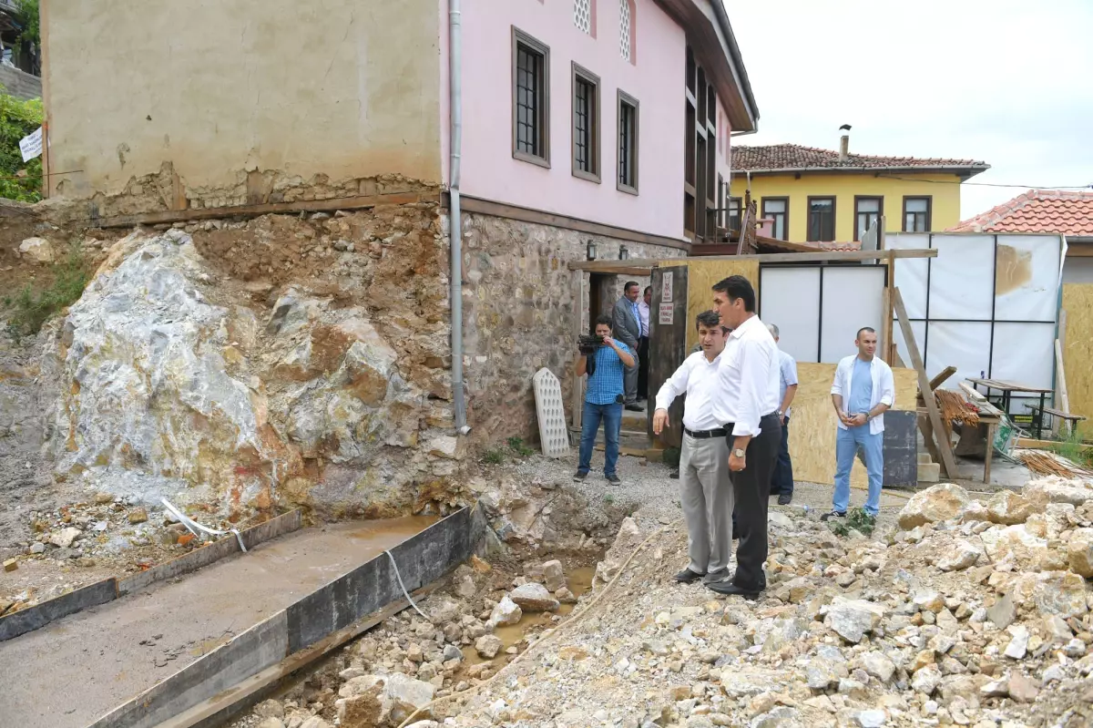 Tarihi Mirasa Osmangazi Eli