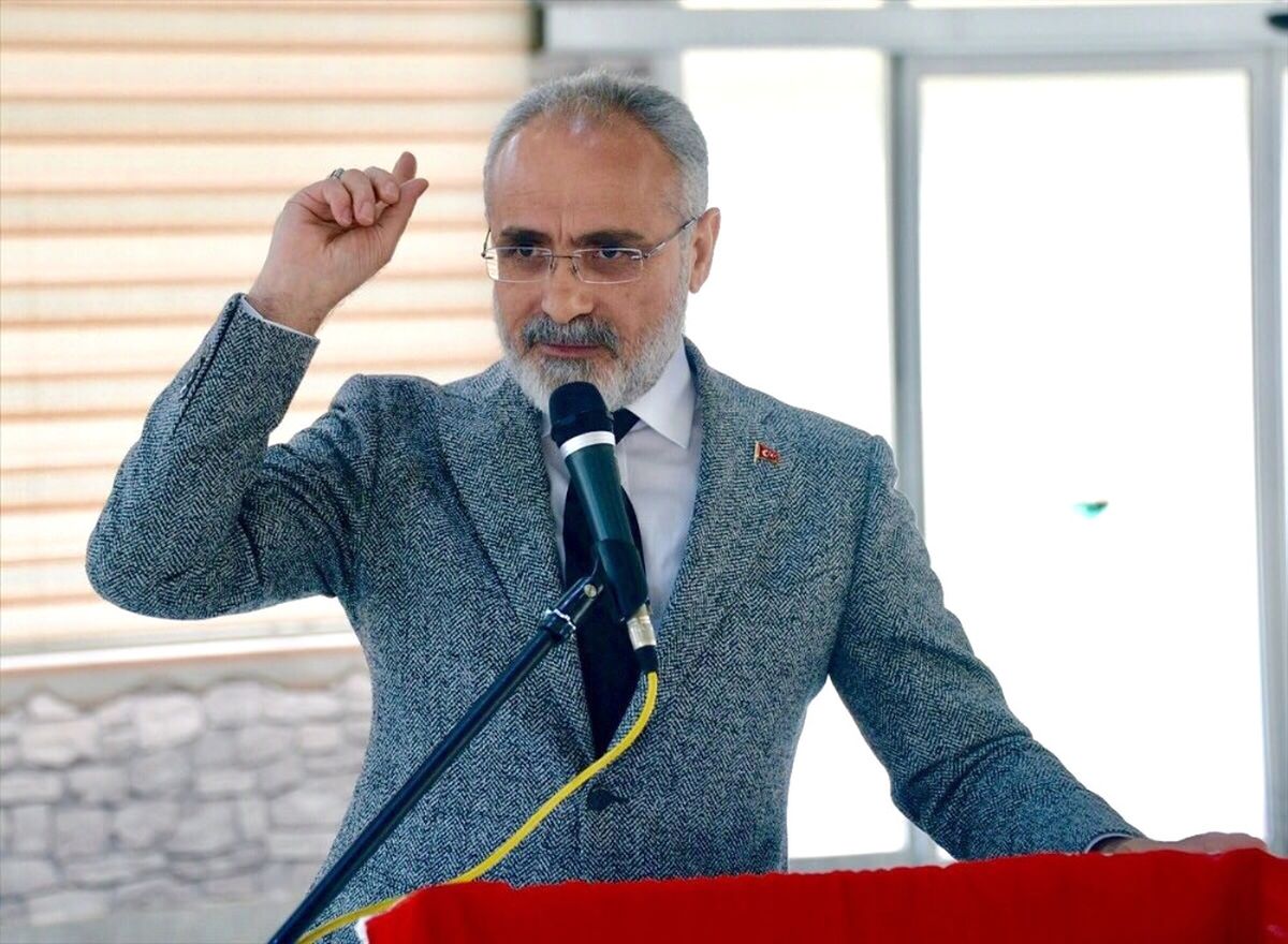 Yalçın Topçu\'dan Yerli ve Milli Davet