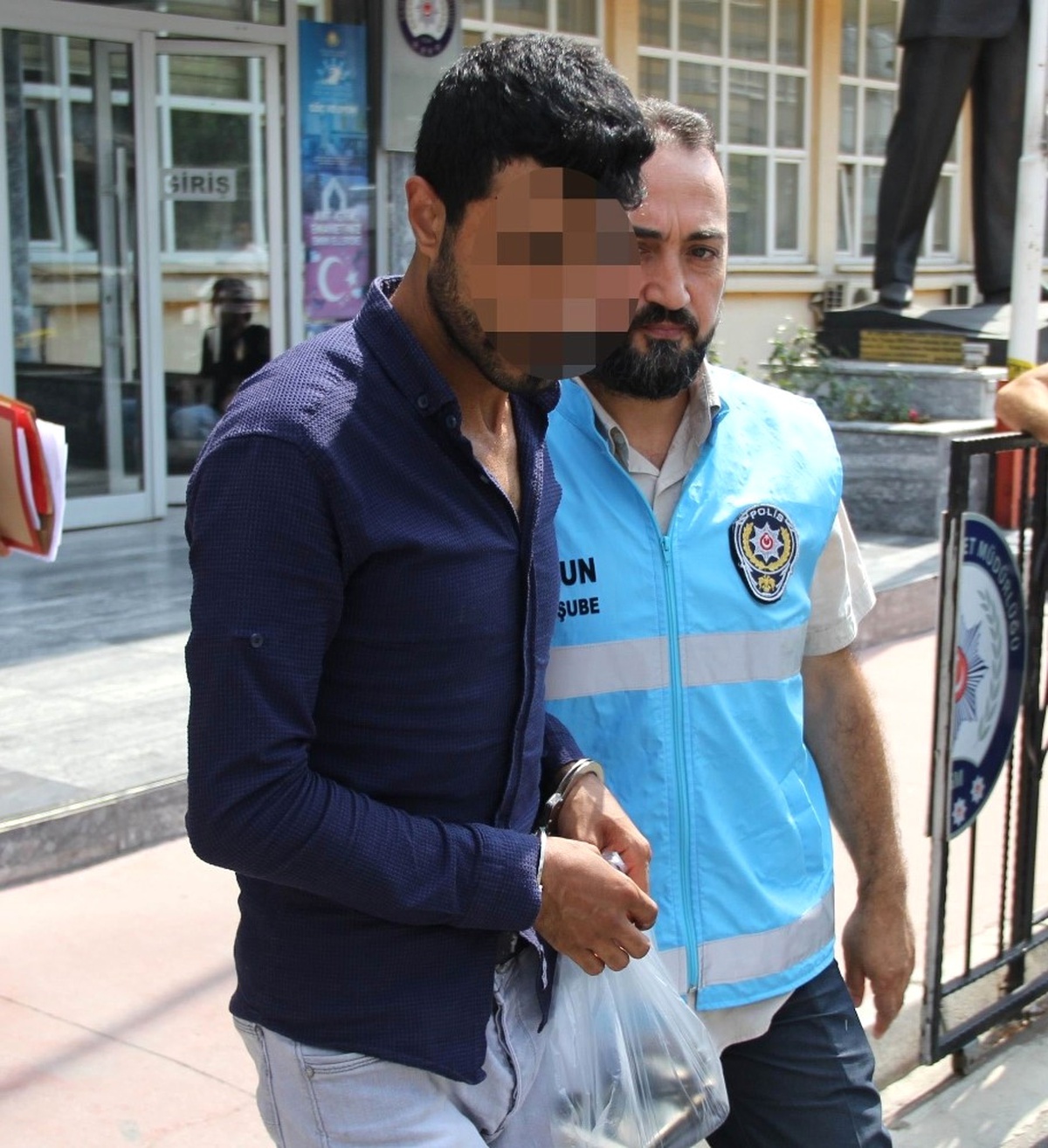 Amcasının Oğlunu Bıçaklayana Adli Kontrol