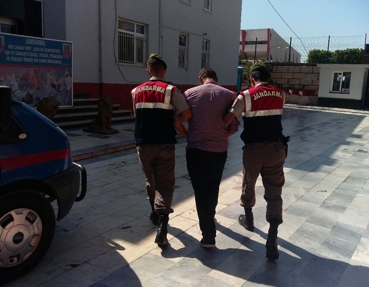Aranan 2 Şahıs Yol Kontrolünde Yakalandı