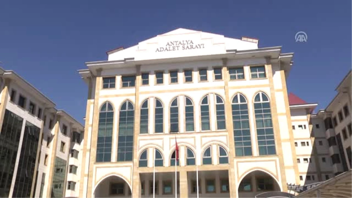 Avukatlar, Mustafa Akaydın Hakkında Suç Duyurusunda Bulundu