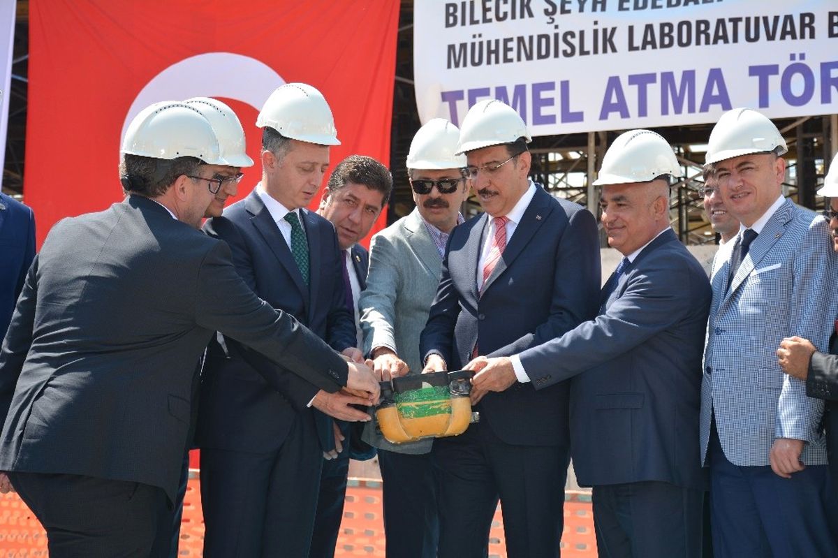 Bakan Tüfenkci, Bilecik\'te Üniversite Laboratuvar Binasının Temelini Attı