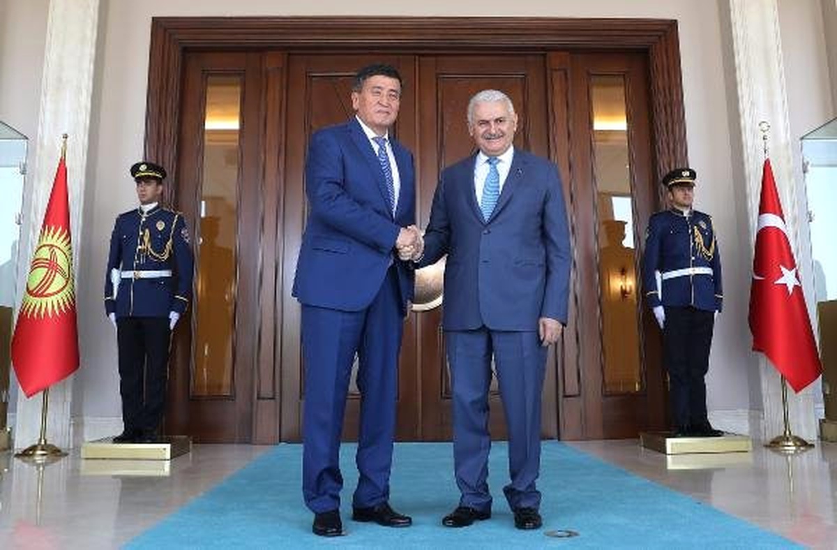 Başbakan Yıldırım  Kırgız Cumhuriyeti Başbakanı  Jeenbekov ile Görüştü