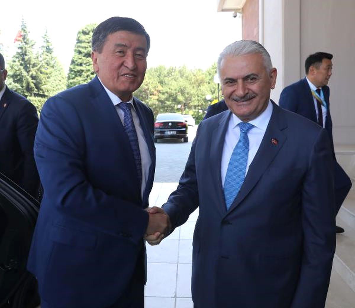 Başbakan Yıldırım, Kırgız Mevkidaşı Ceenbekov\'la Görüştü