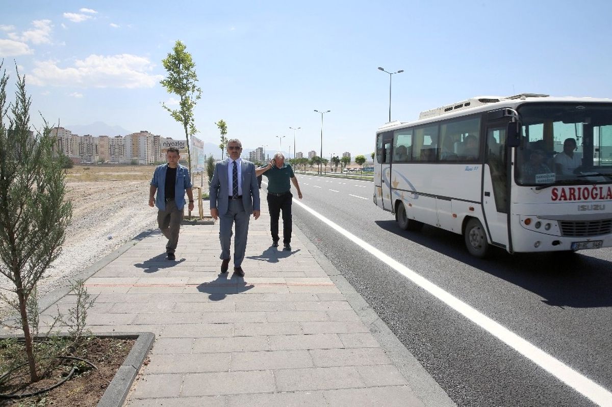 Başkan Çelik Yeni Yolları İnceledi