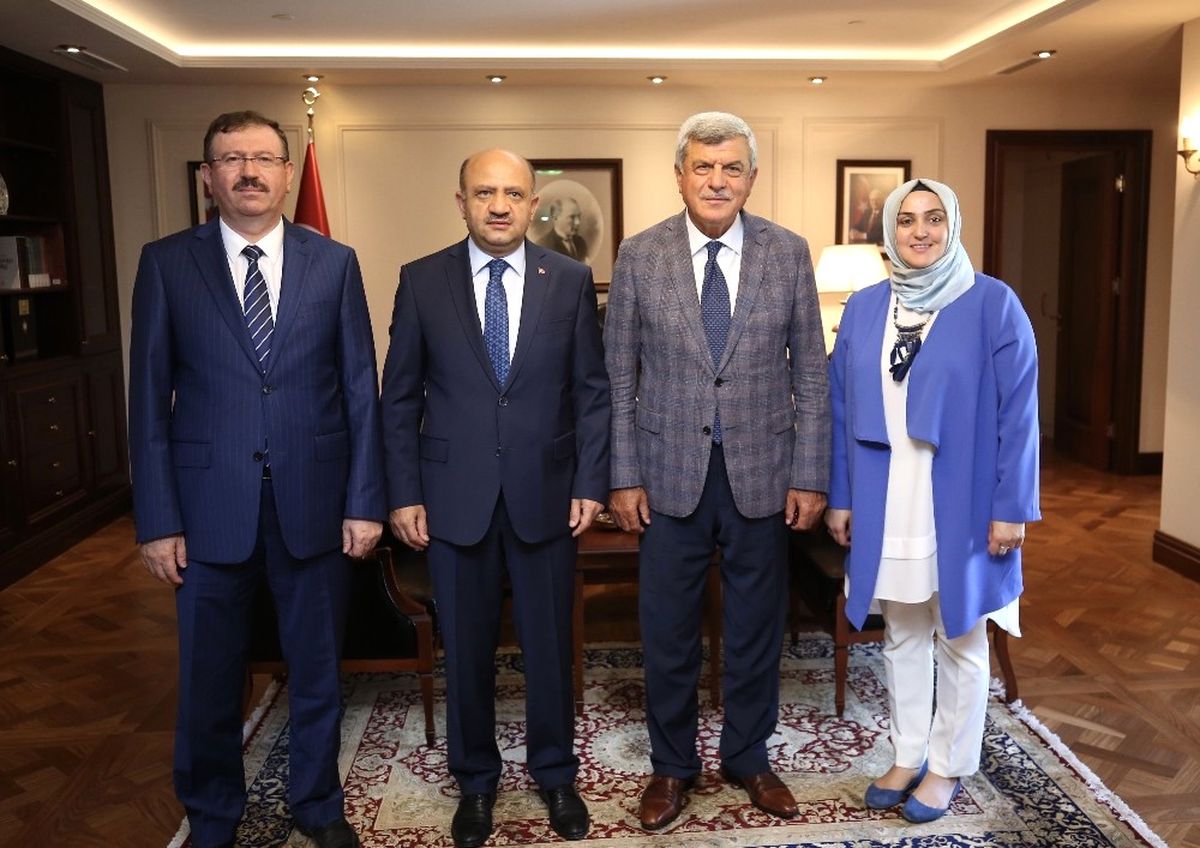 Başkan Karaosmanoğlu, Işık ve Özhaseki\'yi Ziyaret Etti