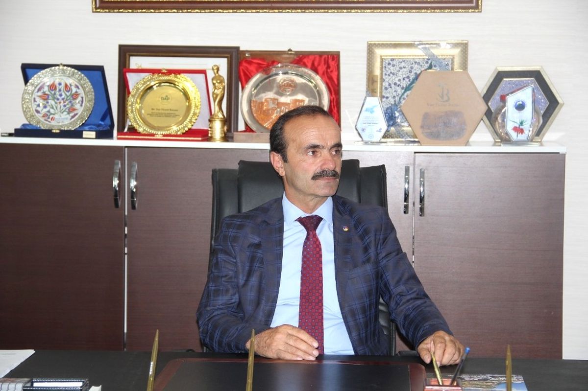 Başkan Özbek Güven Tazeledi