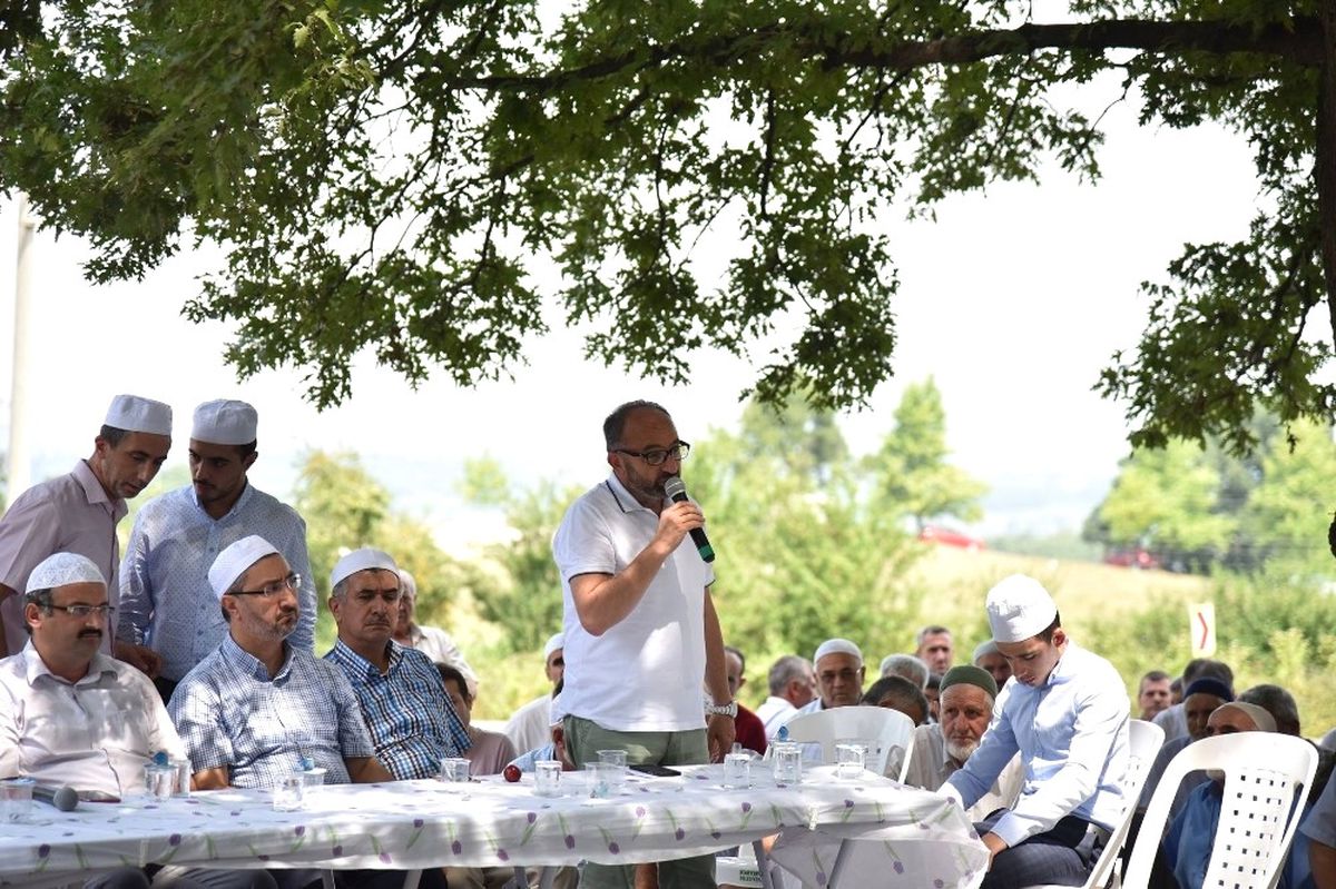 Başkan Üzülmez Avluburun\'a Misafir Oldu