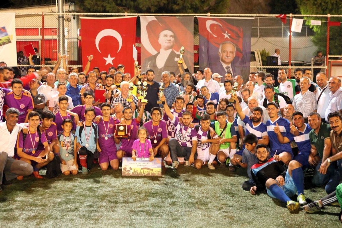 Bayraklı\'da Dernekler Futbol Turnuvasında Buluşacak