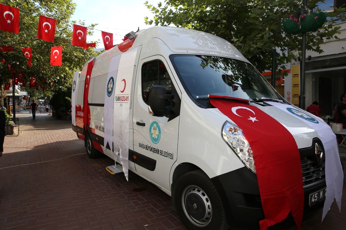 Büyükşehir\'in Desteğiyle 2 Bin 400 Ünite Kan Toplandı