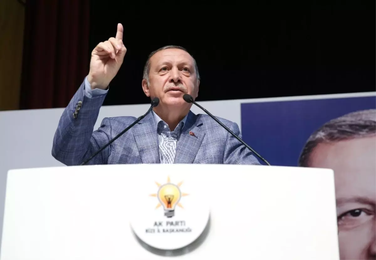 Cumhurbaşkanı Erdoğan Rize\'de AK Parti İl Danışma Meclisi Toplantısı\'nda Konuştu (1)