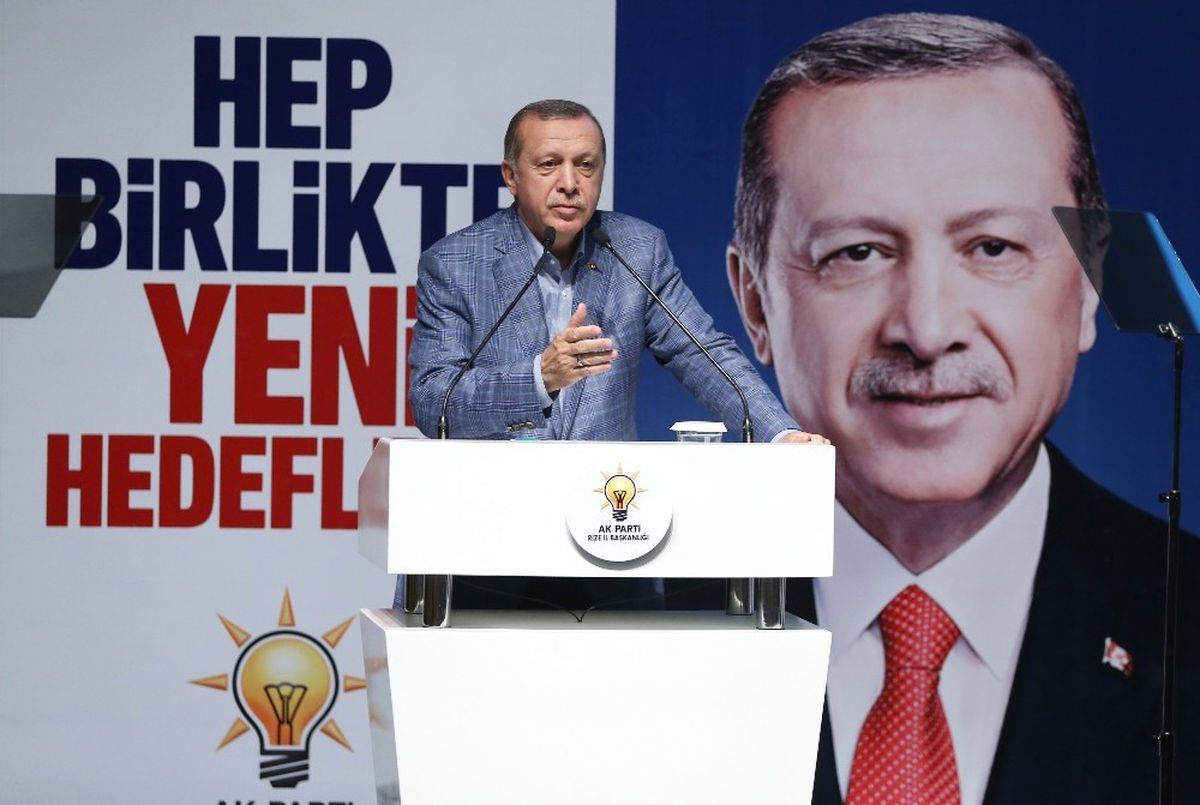Cumhurbaşkanı Erdoğan Rize\'de AK Parti İl Danışma Meclisi Toplantısı\'nda Konuştu (2)
