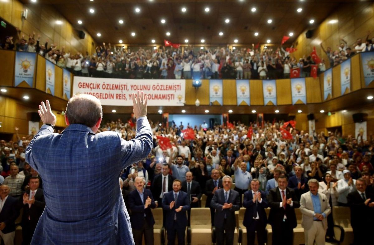 Cumhurbaşkanı Erdoğan Rize\'de AK Parti İl Danışma Meclisi Toplantısı\'nda Konuştu (4)
