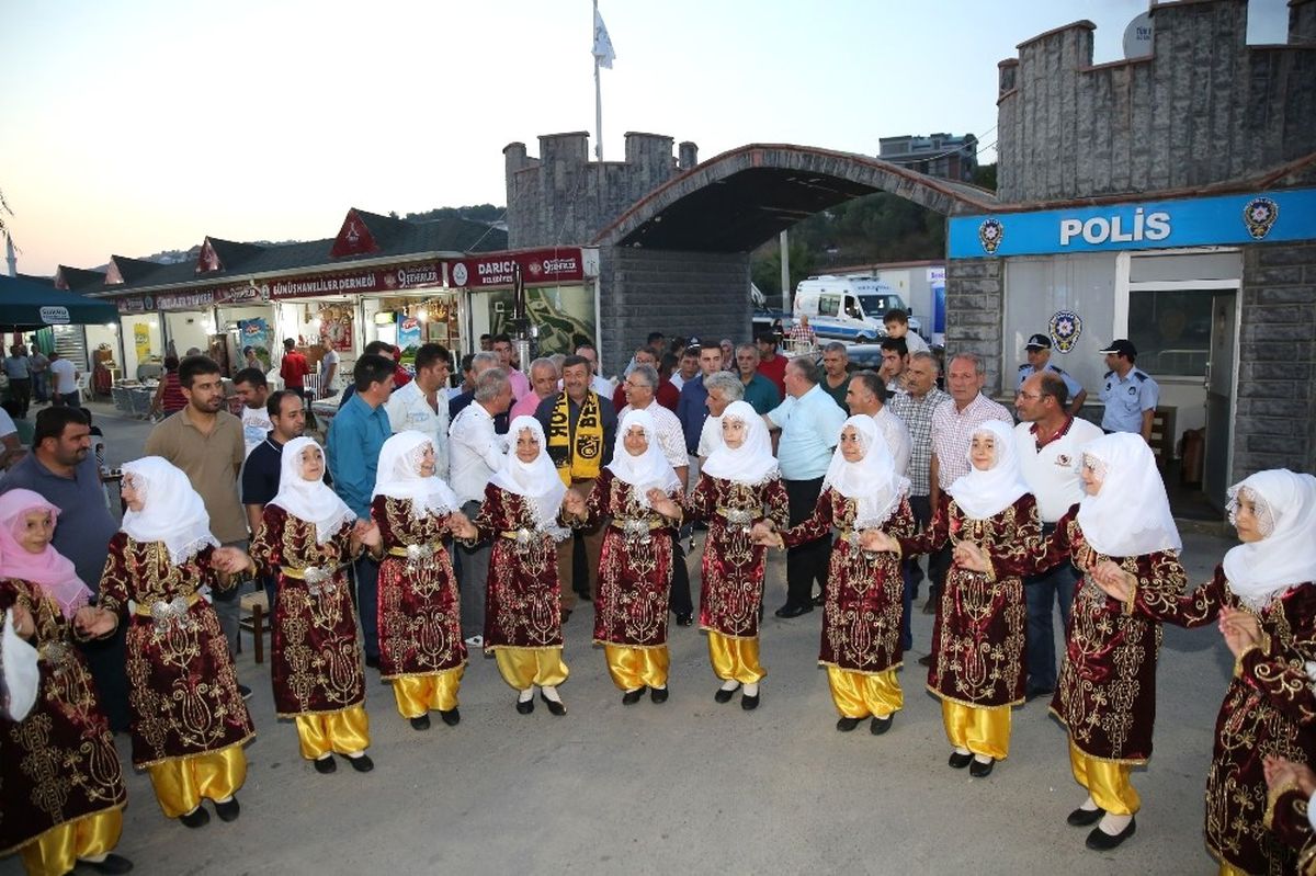 Darıca\'da Bayburtlular Sahne Aldı