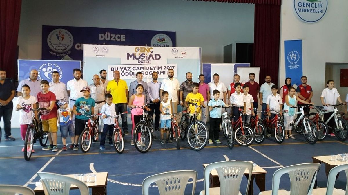 Düzce Genç Müsiad Çocukları Ödüllendirdi