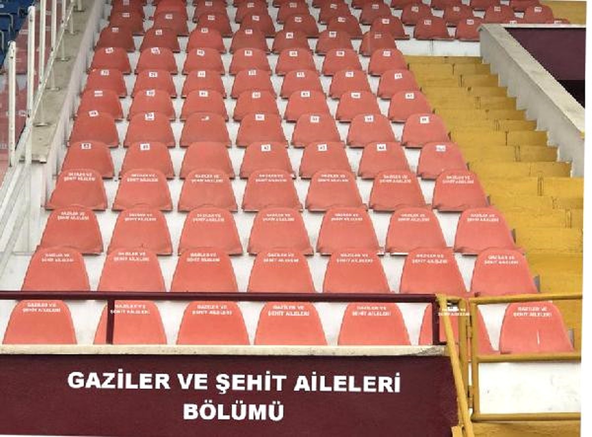 İnegölspor\'dan Şehit Yakınları ve Gazilere Özel Tribün