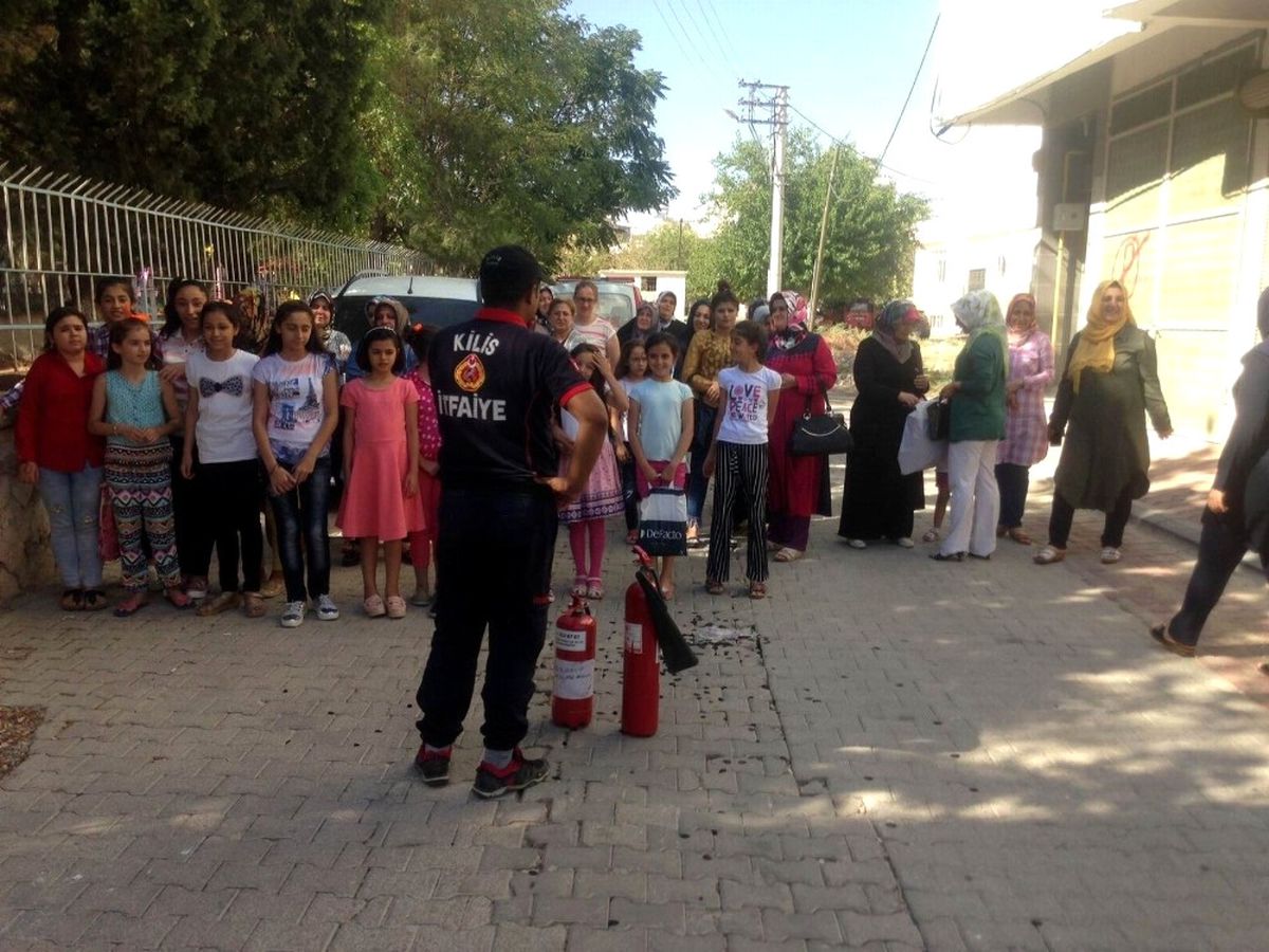 İtfaiyeden Bayanlara Yangına Müdahale Eğitimi