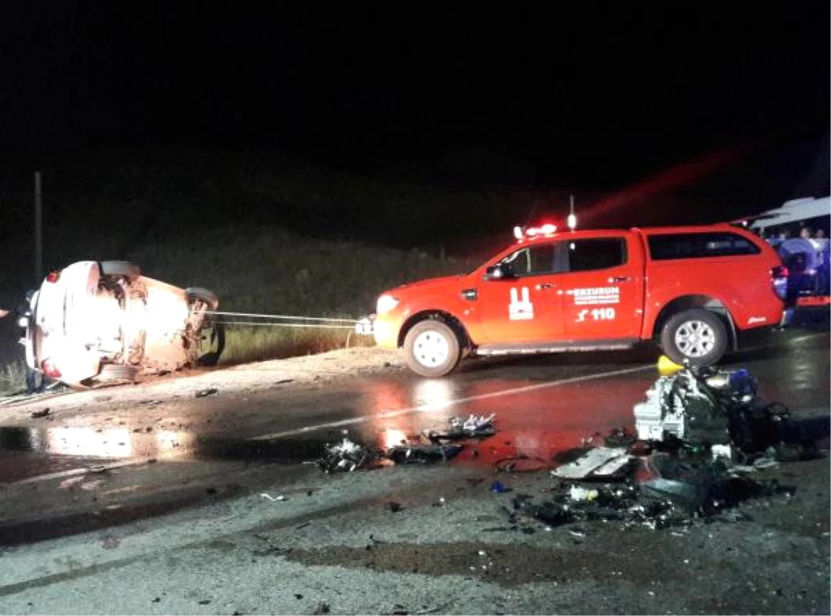 Kop\'ta Otomoobil ile Minibüs Çarpıştı, 1 Polis Öldü. 13 Kişi Yaralandı