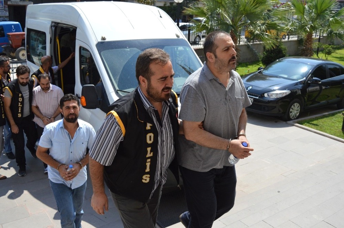 Manisa\'da Fetö Kapsamında 4 Kişi Tutuklandı