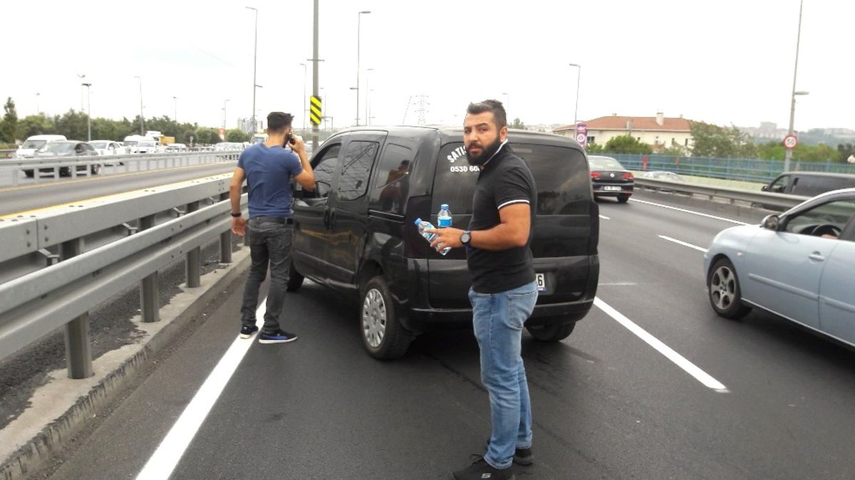 E-5\'te Trafiği Felç Eden Kaza