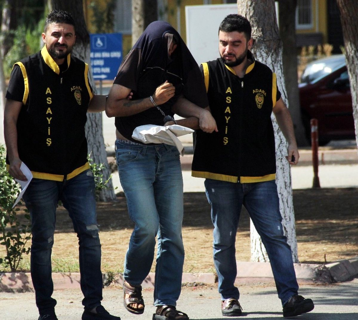 Polis Şüphelendi, Eşleştirme Yaptı, Tutuklandı