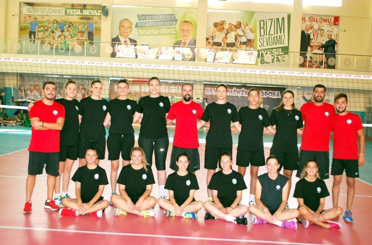 Salihli\'nin Sultanları Filede Yeni Sezon Hazırlıklarına Başladı
