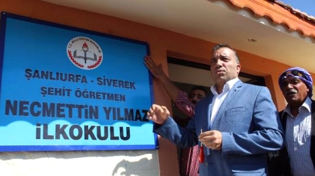 Şehit Öğretmenin İsmi Görev Yaptığı Okula Verildi