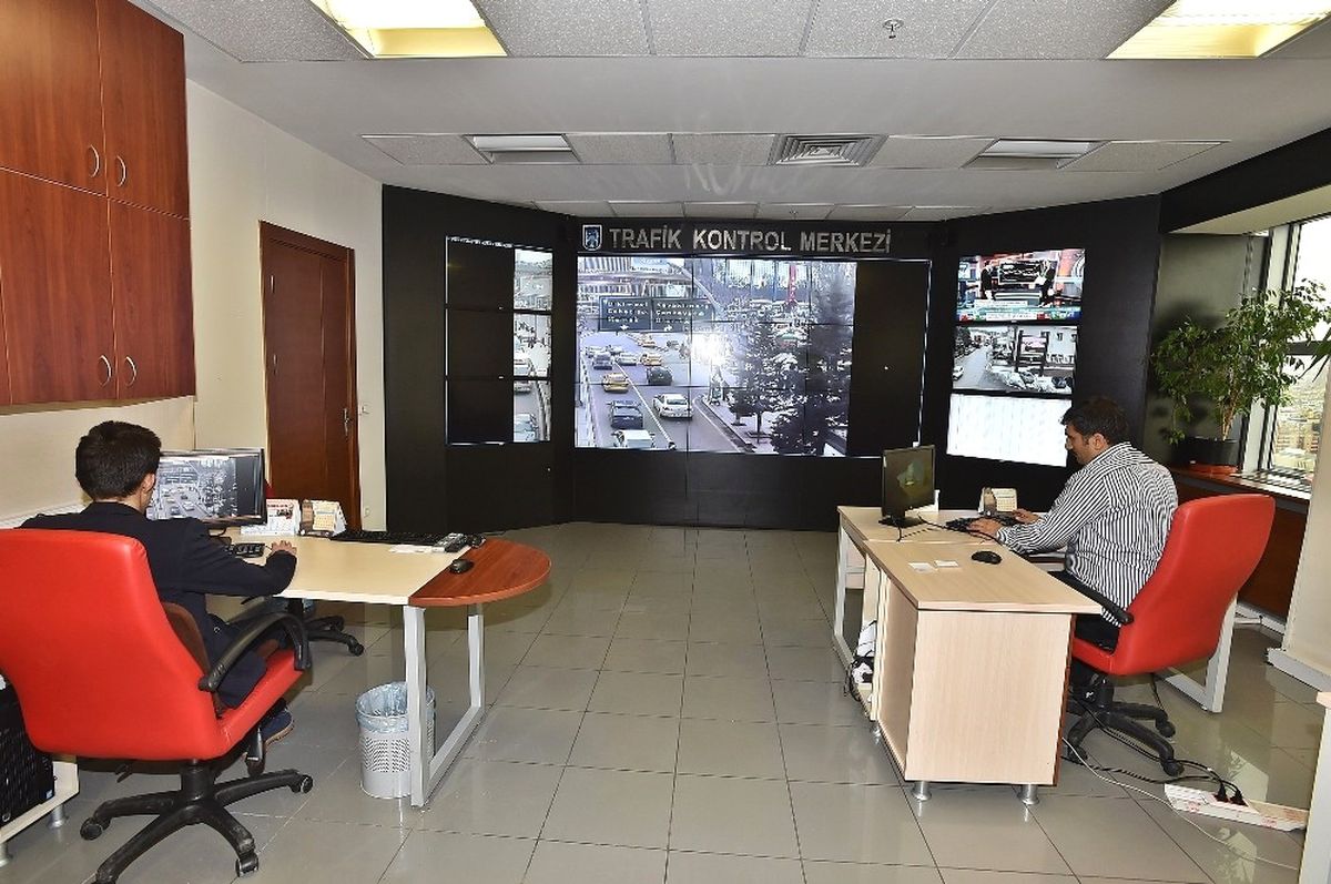 Trafik Bilgilendirme Ekranları Hayat Kurtarıyor