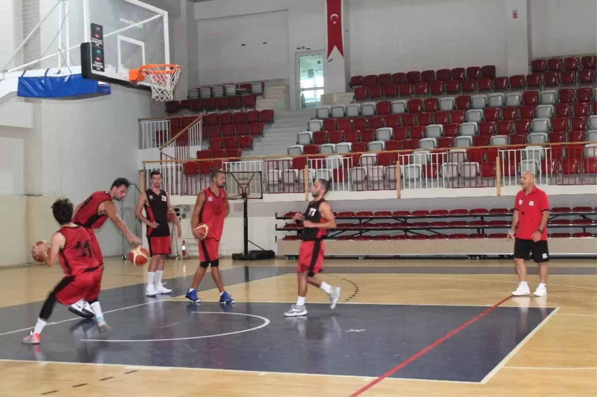 Yalova Group Belediyespor Sezonu Açtı