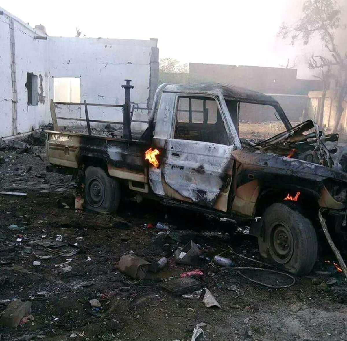 Yemen\'de Bombalı Saldırı: 4 Ölü, 9 Yaralı