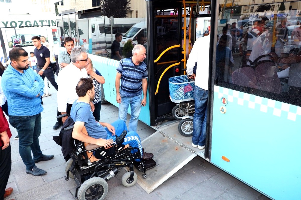 Yozgat\'ta Halk Otobüsleri Engelli Vatandaşlar İçin Yenilendi