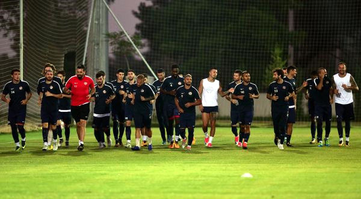 Antalyaspor\'da Başkan Öztürk, Eto\'o ile Görüştü