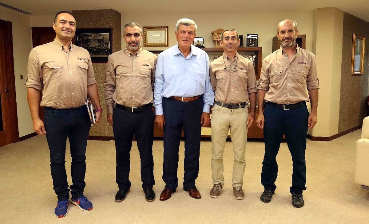 Başkan Karaosmanoğlu, "Her İnsanımız Akut Gönüllüsü Olmalıdır"