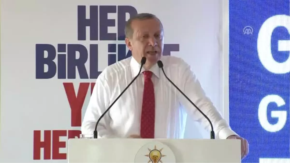 Cumhurbaşkanı Erdoğan: "Anamuhalefetin Başındaki Zat, Türkiye Düşmanlarının Ağzıyla Konuşuyor"