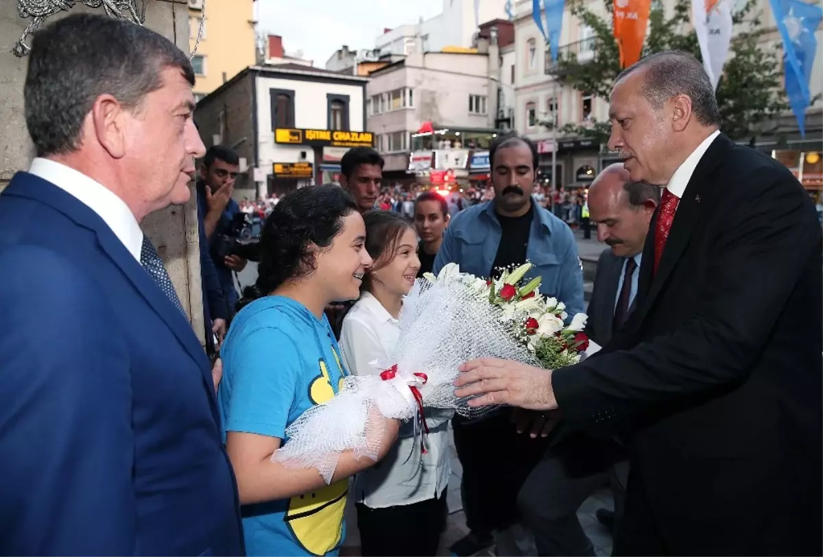 Cumhurbaşkanı Erdoğan Trabzon\'da Partililere Seslendi