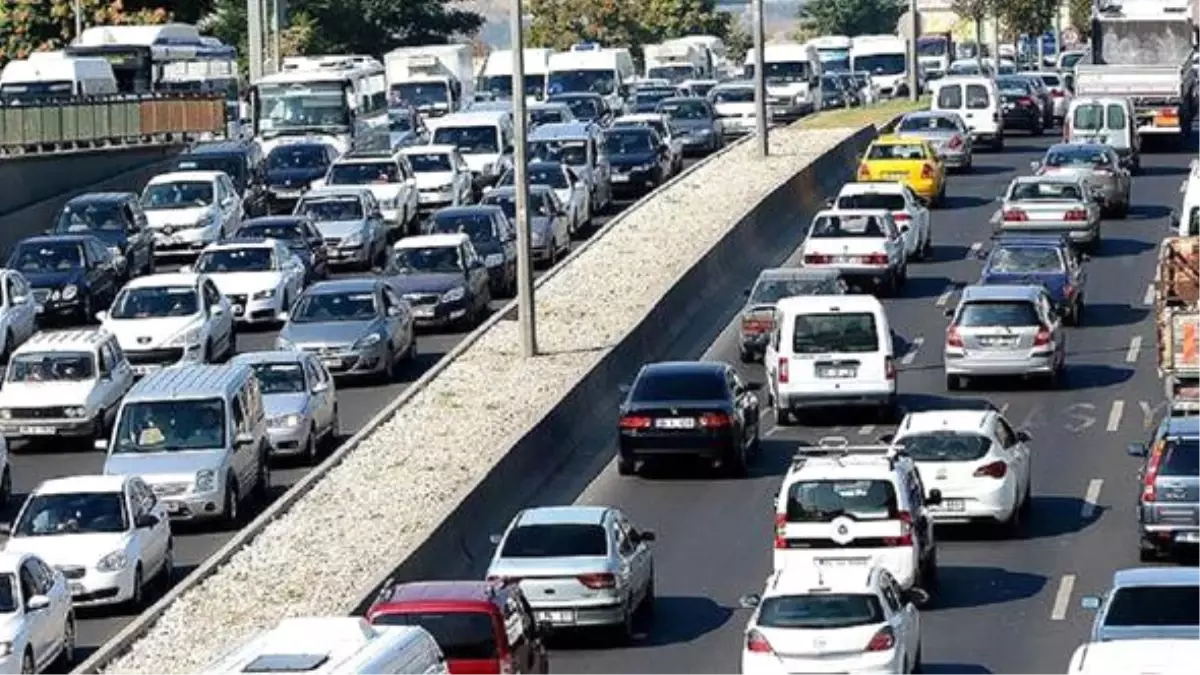 Eskişehir\'de Trafiğe Kayıtlı Araç Sayısı 270 Bine Yaklaştı