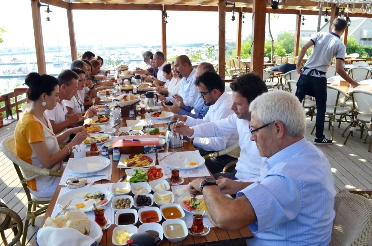 Kaymakam Yönden Basınla Sohbet Toplantılarına Devam Ediyor