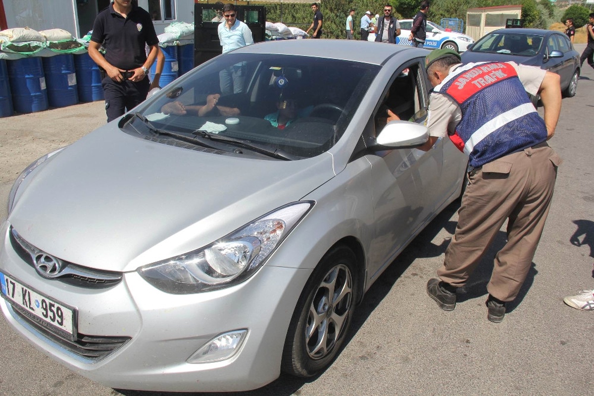 Kontrol Noktasına Böyle Girdi, Cezayı Yedi