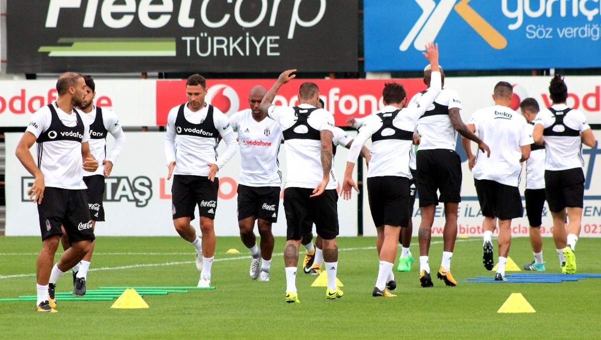 Lens Sahaya İndi, Beşiktaş Hazırlıklarını Sürdürdü
