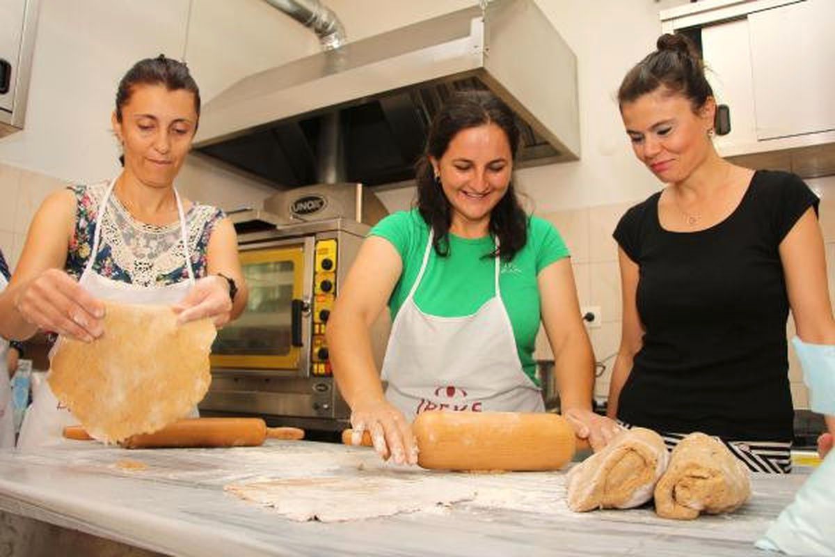 Manisa\'da Glutensiz Mutfak Aşçıları Kursu