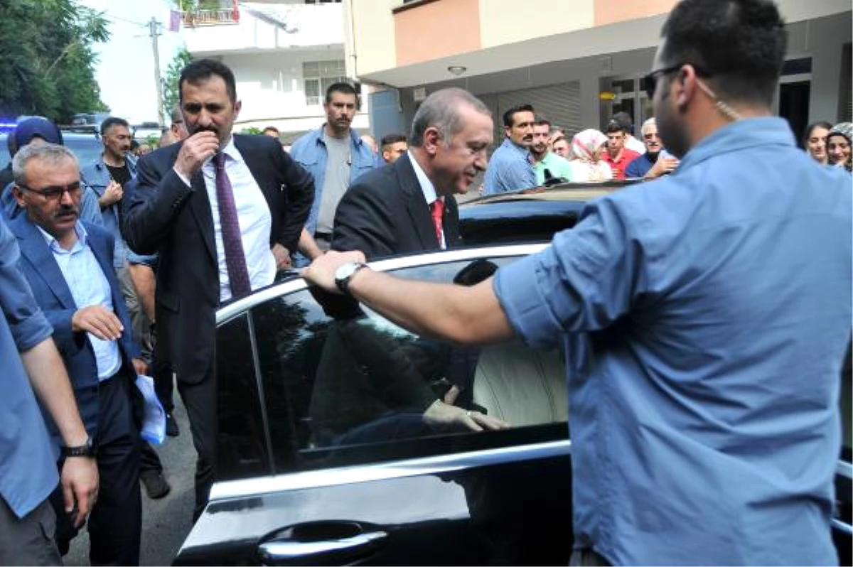 Memleketi Rize\'de Bulunan Cumhurbaşkanı Erdoğan Ziyaretlerini Sürdürüyor