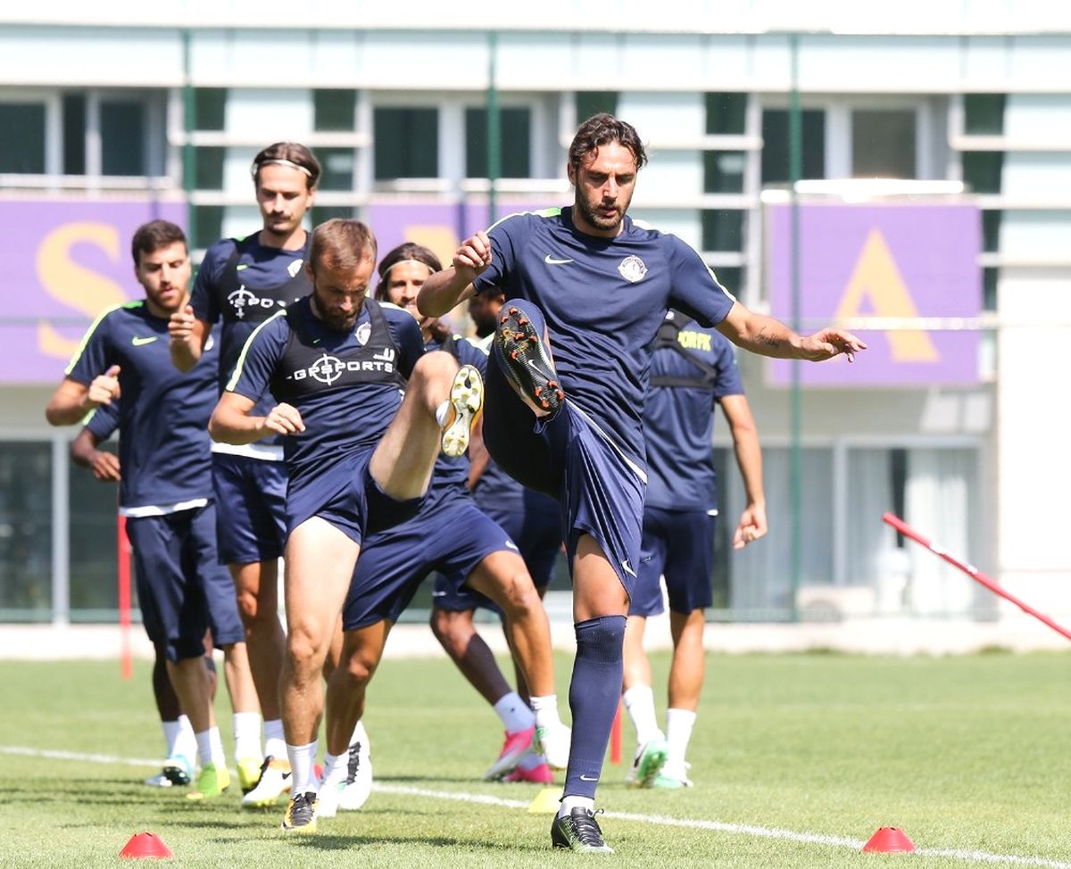 Osmanlıspor Günü Çift Antrenmanla Tamamladı