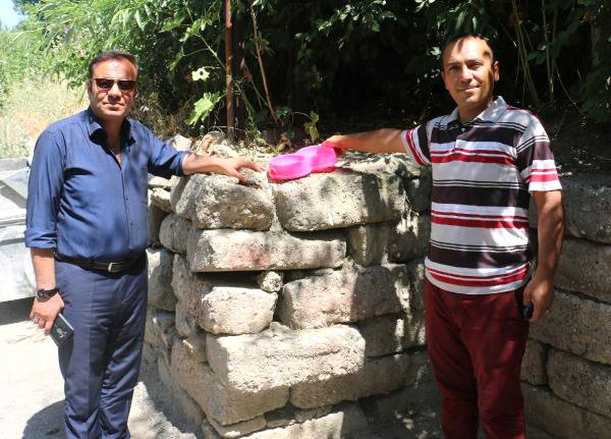 Sivas\'ta Sokak Hayvanları Sıcakta Unutulmadı